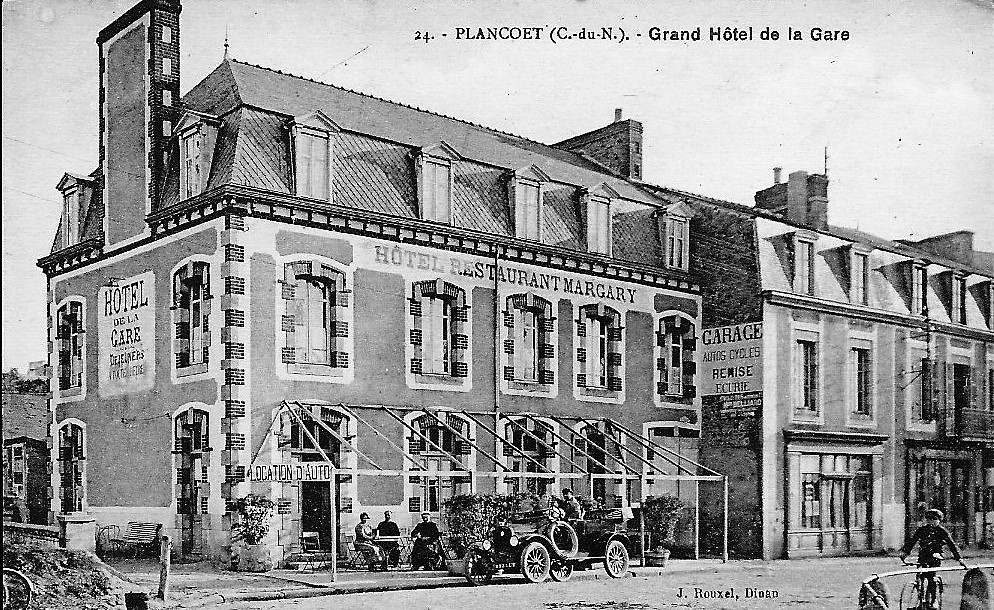 plancoet-hotel-margery-gare-voiture